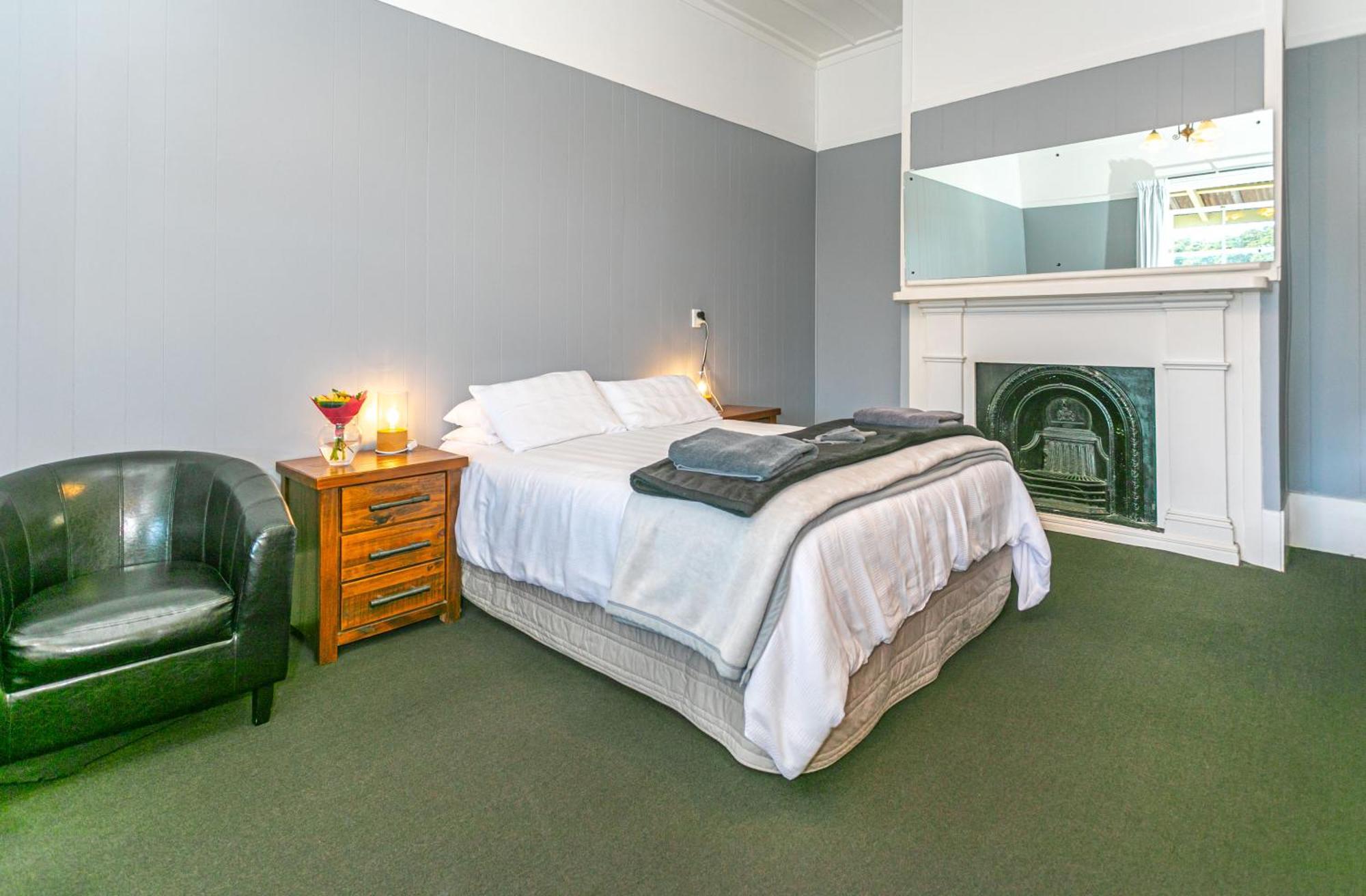 Lady Bowen Bed & Breakfast 템스 외부 사진